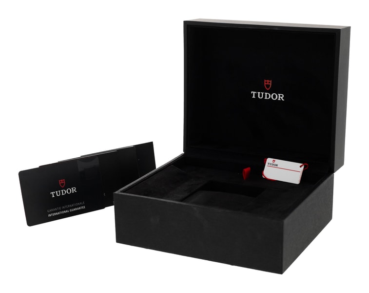 Tudor Royal M28600-0003